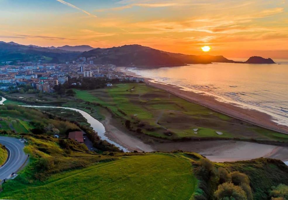 Апартаменты Piso En Zarauz Centro A 100M De La Playa Экстерьер фото